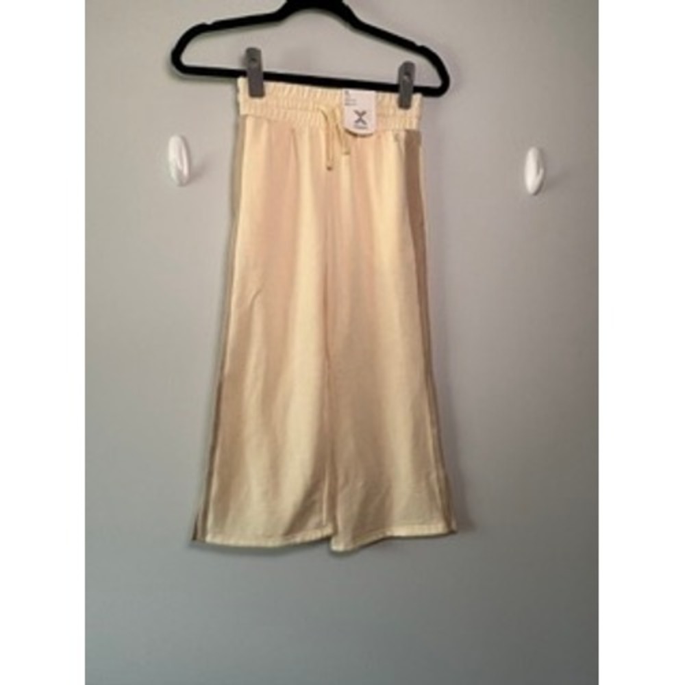 Xersion Girls Wide Leg Pants – Comfortable Athletic & Casual Wear